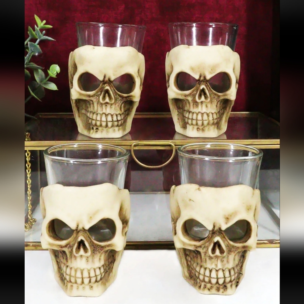 4pc Set Halloween 3D Skull Shot Glass Shooters Day of the Dead Skeleton New